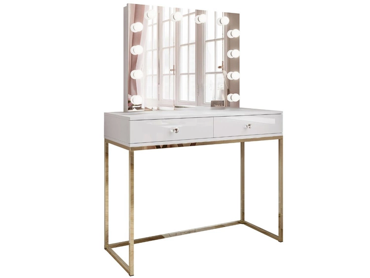 Glänzendes Weiß \ Griffe \ Golden