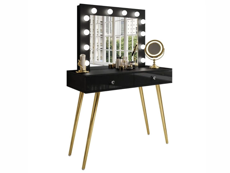 Schwarzer Glanz \ Griffe \ Golden